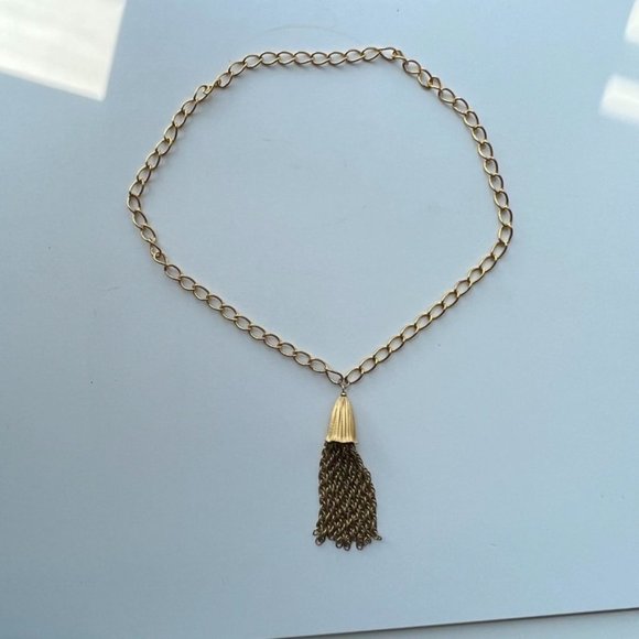 Retro Goldtone Tassel Chain 1970s - Picture 2 of 3